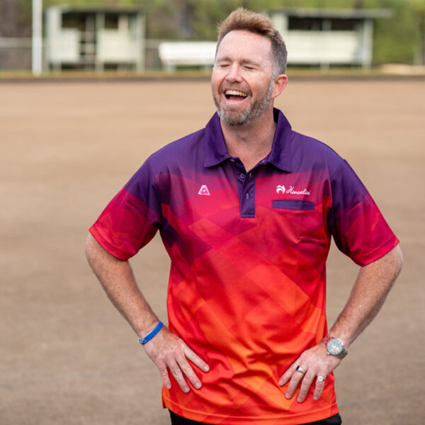 Henselite_Spectrum_Men’s_Polo_Purple_Orange_2