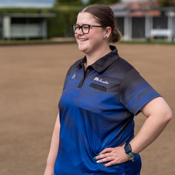 Henselite_Spectrum_Women's_Polo_Black_Blue_3